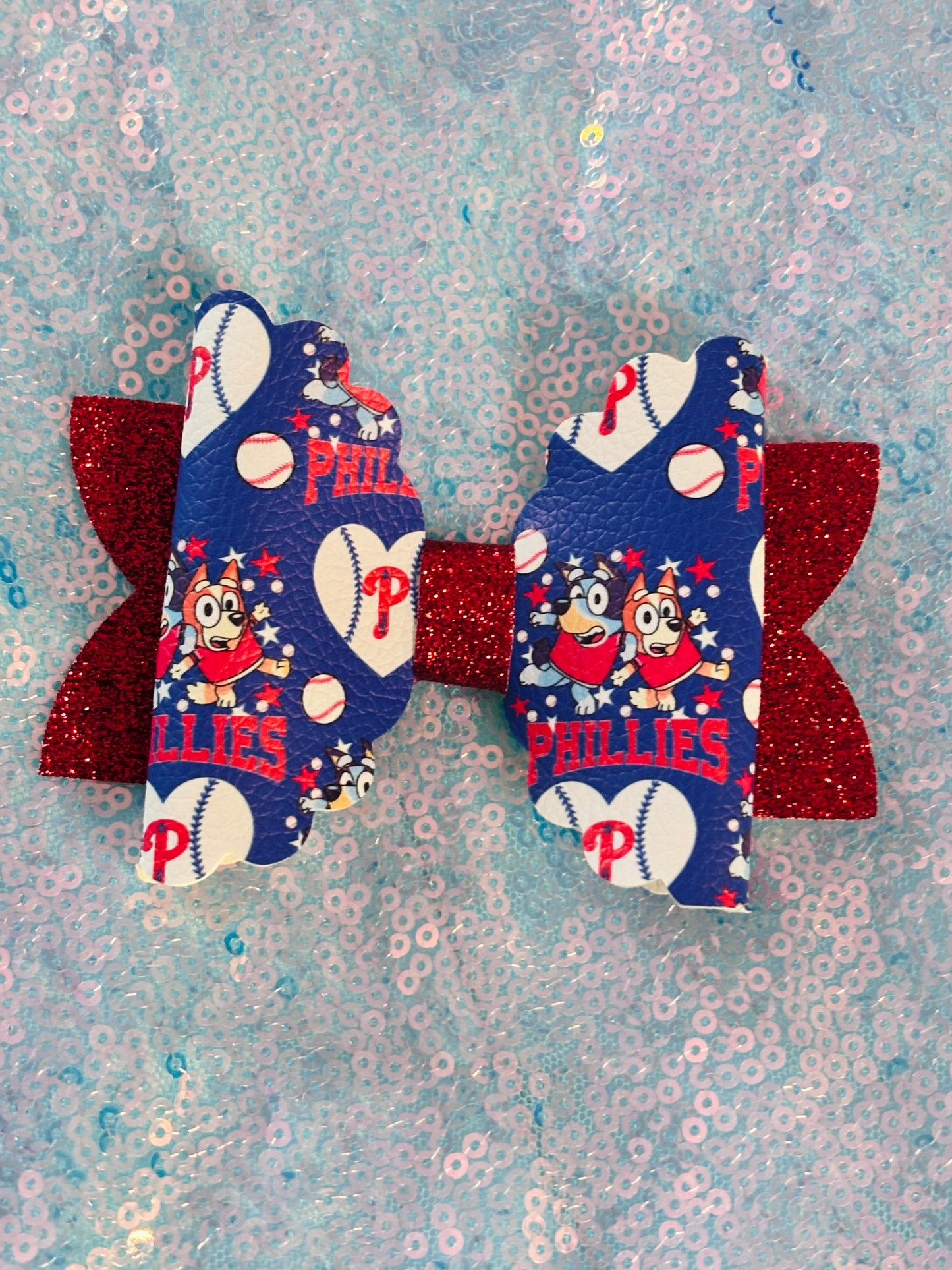 Phillies bows