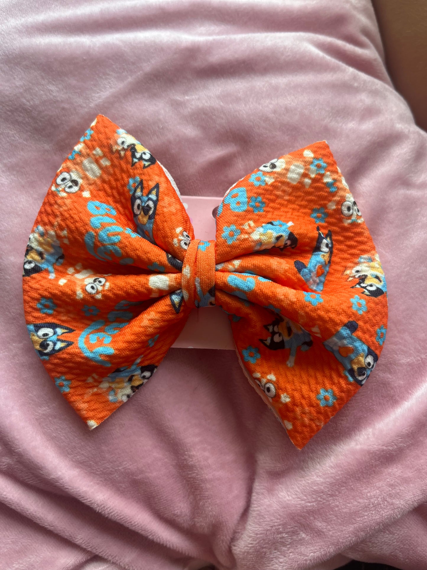 Blue Dog bows