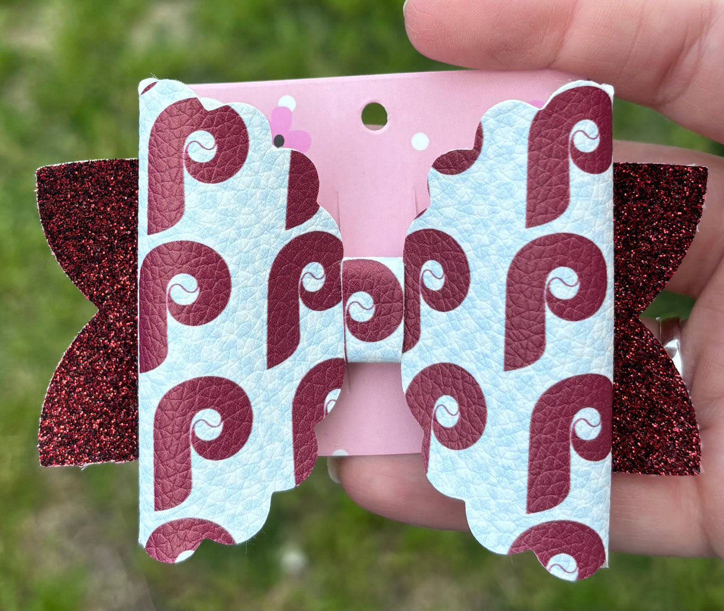 Phillies bows
