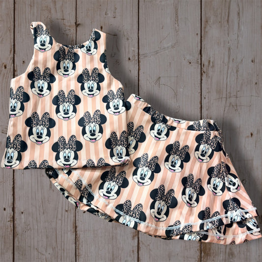 Animal Kingdom Girls Yoga Set | Leopard Bow Character Activewear Set | Safari Theme Park Outfit | Girls Athletic 2 Piece Set